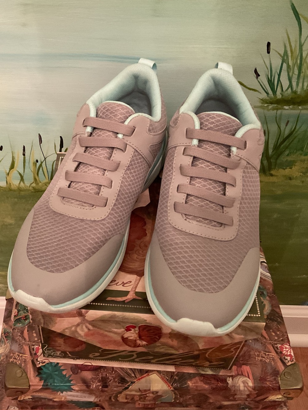 VIONIC KRISHA WALKING SNEAKERS SIZE 7.5 GRAY MESH W/TEAL GOOD PREOWNED - Picture 2 of 16